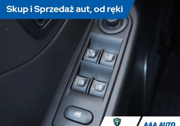 Renault Captur cena 30500 przebieg: 148007, rok produkcji 2013 z Biała Podlaska małe 191